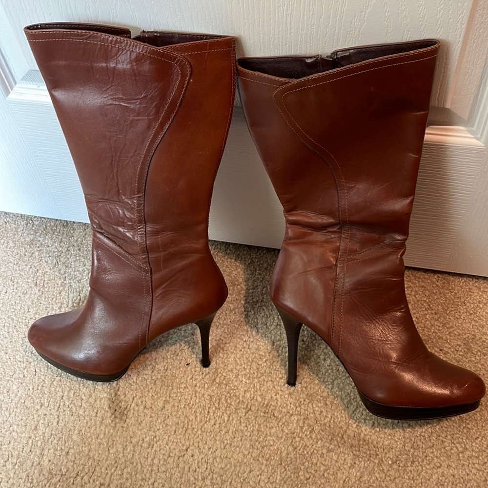 I got this boots from Mexico. I don’t wear them anymore. Best offer!
